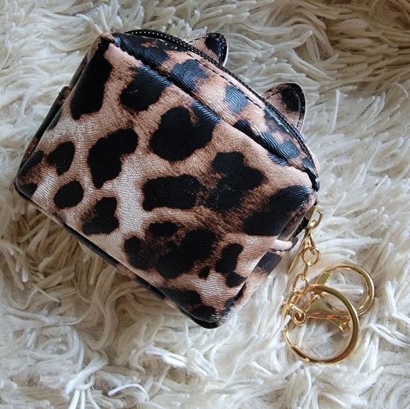 Leopard print MEOW coin purse - Picture 3 of 6
